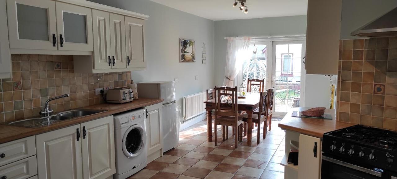 Padua House Holiday Home In The Centre Of Bundoran And 2 Mins Walk To The Beach Екстер'єр фото